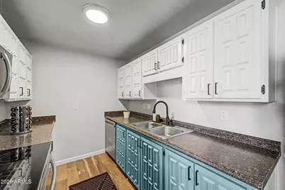 3646 N 69th Avenue #79, Phoenix, AZ 85033 - Photo 12