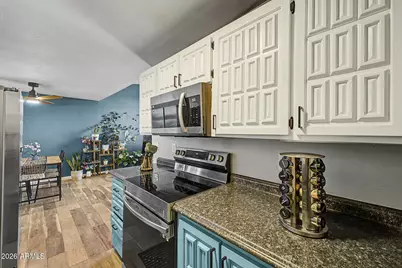 3646 N 69th Avenue #79, Phoenix, AZ 85033 - Photo 14