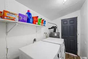3646 N 69th Ave, Phoenix, AZ 85033 - Photo 24
