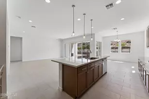 3715 E Melody Dr, Phoenix, AZ 85042 - Photo 8