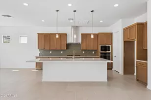 3715 E Melody Dr, Phoenix, AZ 85042 - Photo 4