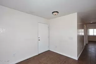 532 W 9th St, Mesa, AZ 85201 - Photo 4