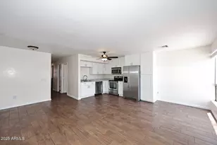 532 W 9th St, Mesa, AZ 85201 - Photo 8
