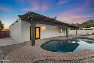 8423 N 16th Pl, Phoenix, AZ 85020 - Photo 2