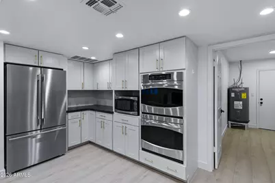 8423 N 16th Place, Phoenix, AZ 85020 - Photo 20