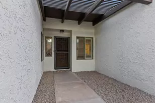 8423 N 16th Pl, Phoenix, AZ 85020 - Photo 12