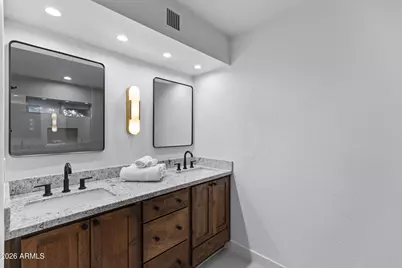 8423 N 16th Place, Phoenix, AZ 85020 - Photo 6