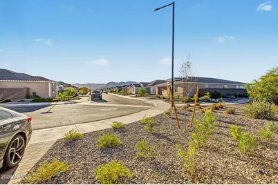 5987 N 191st Drive, Litchfield Park, AZ 85340 - Photo 2