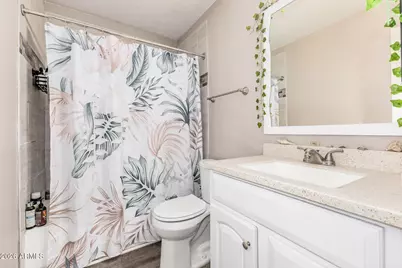 2511 W Willow Avenue, Phoenix, AZ 85029 - Photo 16