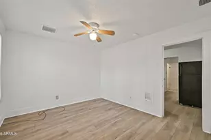 2102 W Adams St, Phoenix, AZ 85009 - Photo 6