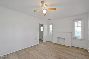 2102 W Adams St, Phoenix, AZ 85009 - Photo 8