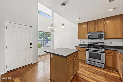 7821 N 21st Avenue, Phoenix, AZ 85021 - Photo 2