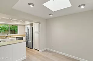 6226 N 22nd Dr, Phoenix, AZ 85015 - Photo 8