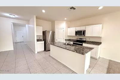 301 S Soledad Court, Casa Grande, AZ 85194 - Photo 4