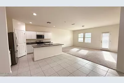 301 S Soledad Court, Casa Grande, AZ 85194 - Photo 6