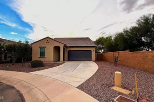 301 S Soledad Ct, Casa Grande, AZ 85194 - Photo 2