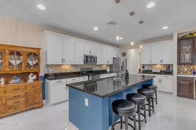 4479 W Goldmine Mountain Drive, San Tan Valley, AZ 85144 - Photo 32