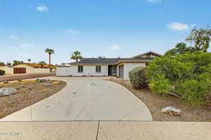1537 E Bishop Dr, Tempe, AZ 85282 - Photo 1