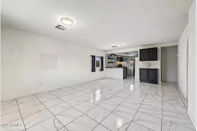 2418 E Mobile Lane, Phoenix, AZ 85040 - Photo 4