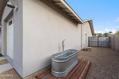 8522 E Vernon Avenue, Scottsdale, AZ 85257 - Photo 30
