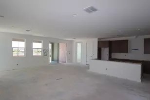 12867 W Jake Haven Dr, Peoria, AZ 85383 - Photo 4