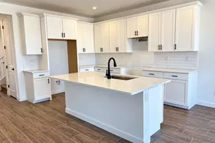 8028 W Eaton Rd, Phoenix, AZ 85035 - Photo 2