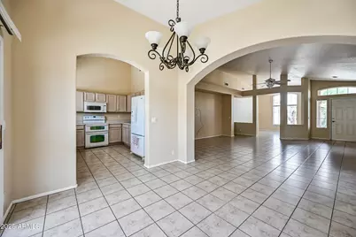 9021 W Escuda Drive, Peoria, AZ 85382 - Photo 6