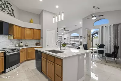 2011 E Renee Drive, Phoenix, AZ 85024 - Photo 8