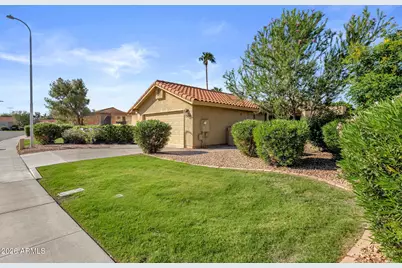 1370 N Tamarisk Drive, Chandler, AZ 85224 - Photo 2