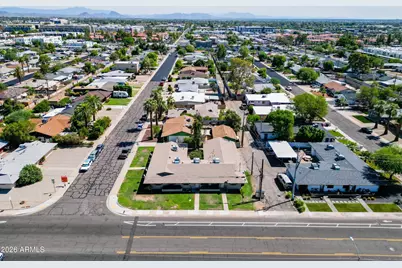 6801 E Earll Drive, Scottsdale, AZ 85251 - Photo 14