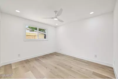 7727 W Weldon Avenue, Phoenix, AZ 85033 - Photo 14