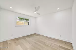 7727 W Weldon Ave, Phoenix, AZ 85033 - Photo 14