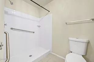 5712 E Estrid Cir, Scottsdale, AZ 85254 - Photo 8