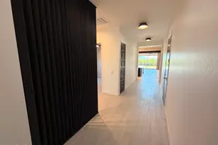 21315 N 59th Ter, Phoenix, AZ 85054 - Photo 2