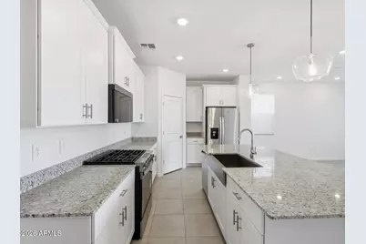 8518 W Discovery Way, Florence, AZ 85132 - Photo 6