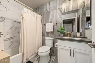 17850 N 68th St, Phoenix, AZ 85054 - Photo 22