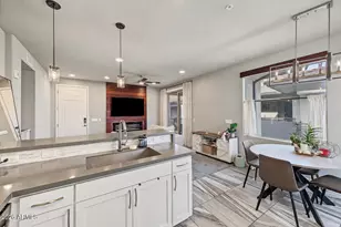 17850 N 68th St, Phoenix, AZ 85054 - Photo 14