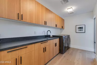 2022 E Gardenia Avenue, Phoenix, AZ 85020 - Photo 18