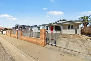 2535 N 50th Dr, Phoenix, AZ 85035 - Photo 2