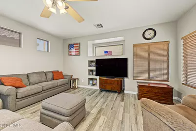 281 W Brooks Street, Gilbert, AZ 85233 - Photo 10