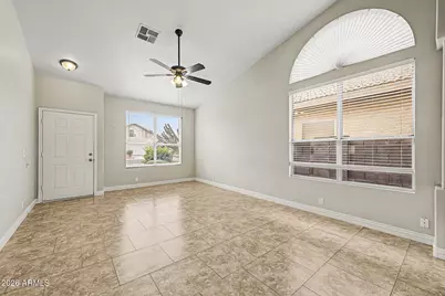 1050 W Whitten Street, Chandler, AZ 85224 - Photo 4
