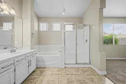 1050 W Whitten Street, Chandler, AZ 85224 - Photo 10