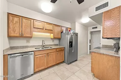 18406 N 96th Avenue, Sun City, AZ 85373 - Photo 4