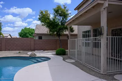 8710 E Pinchot Avenue, Scottsdale, AZ 85251 - Photo 24