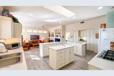 13943 W Via Tercero Avenue, Sun City West, AZ 85375 - Photo 10