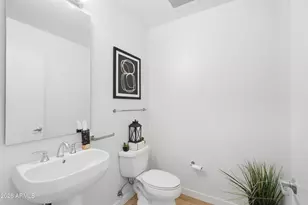 208 W Portland St, Phoenix, AZ 85003 - Photo 16