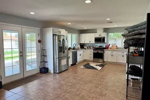 220 E Ocotillo St, Casa Grande, AZ 85122 - Photo 2
