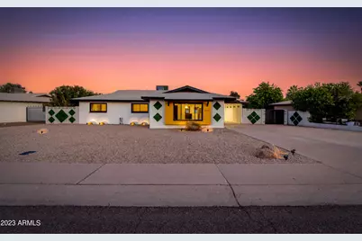 8719 E Rancho Vista Drive, Scottsdale, AZ 85251 - Photo 2