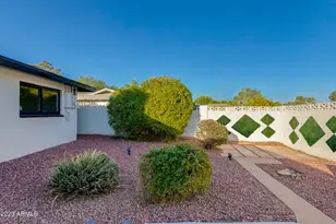 8719 E Rancho Vista Dr, Scottsdale, AZ 85251 - Photo 40