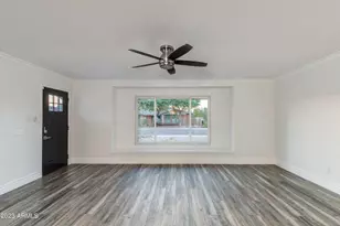8719 E Rancho Vista Dr, Scottsdale, AZ 85251 - Photo 12